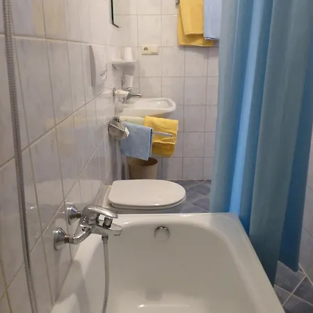Pension Theresianna 3*